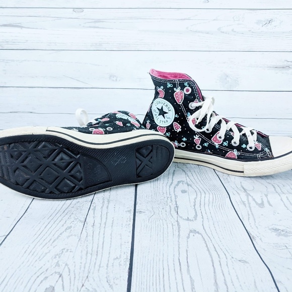 chuck 70 strawberry dyed high top